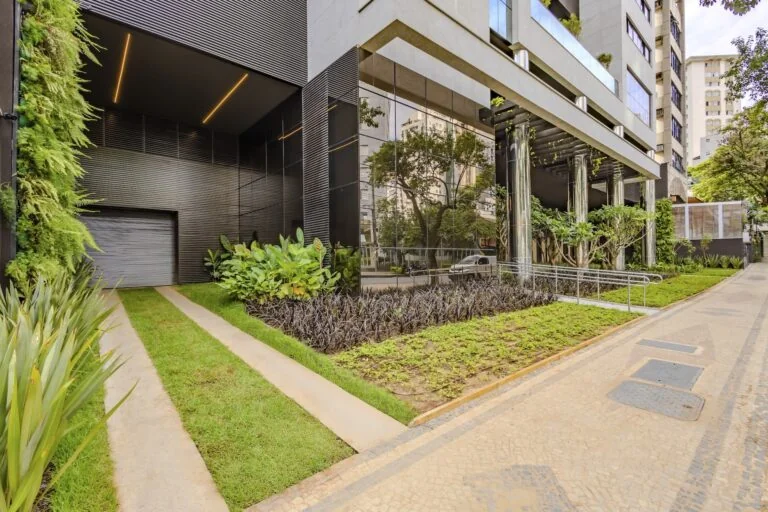Construtora Caparaó | Edifício Jardins